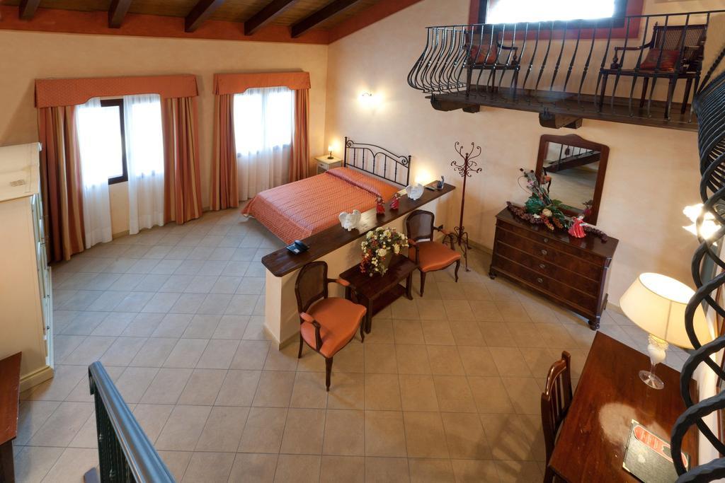 Hotel Del Rio Srl - Ristorante E Azienda Agricola Casinalbo Extérieur photo